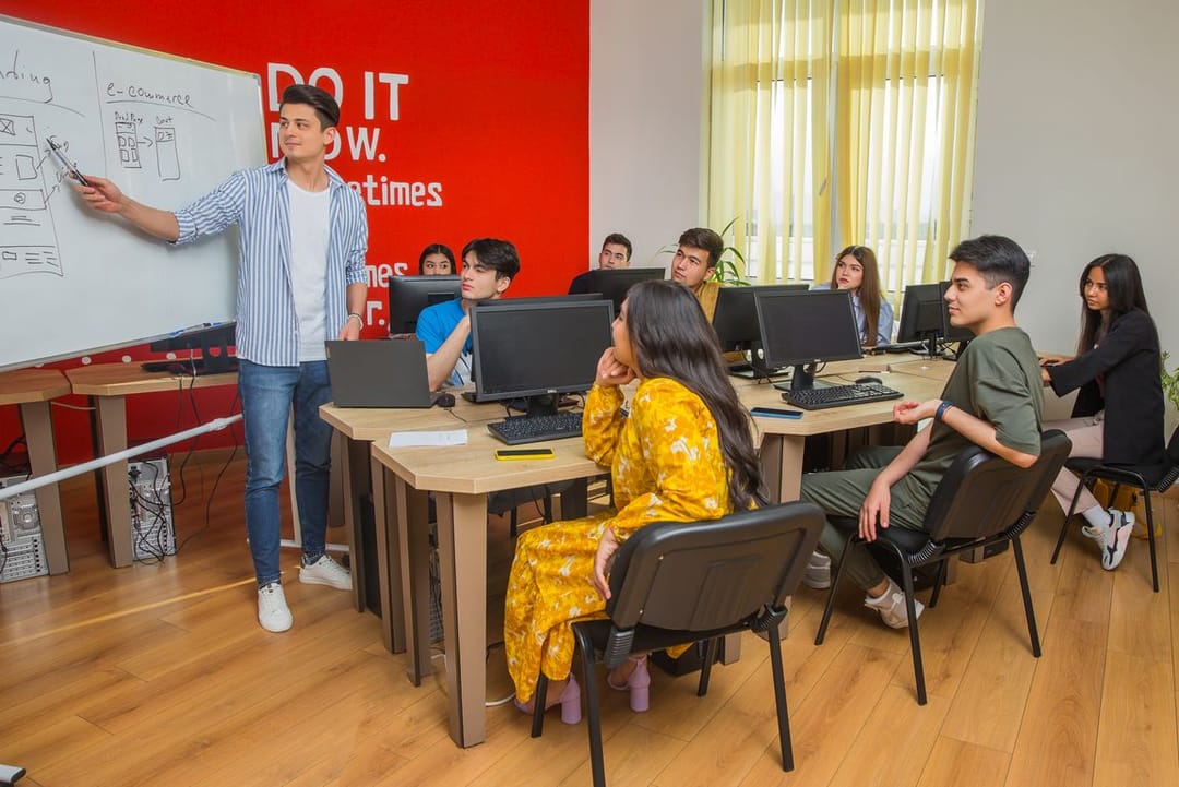 “Ish Nokady” and ITEA launch courses on 3D modeling in Blender and programming chatbots in Python