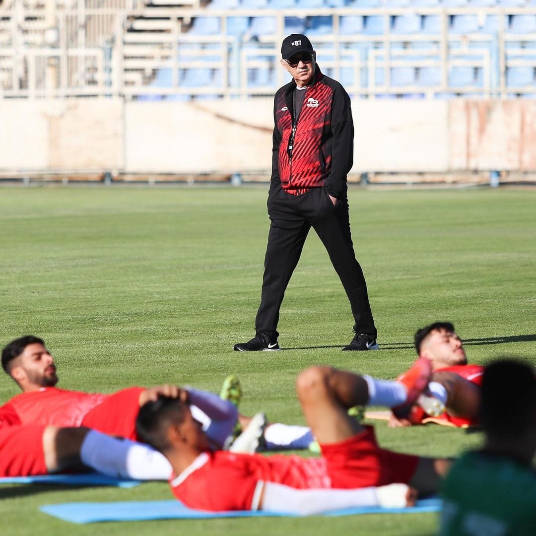 Курбан Бердыев провел первую тренировку в «Тракторе»