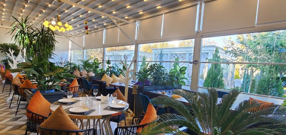 «AkDag» Türkmenistanda gilýotina aýna ulgamlaryny öndürýär we gurnaýar