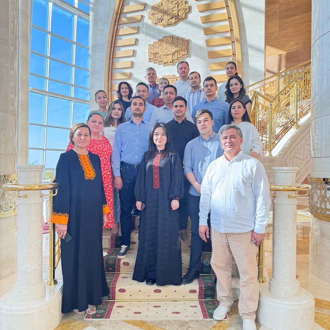 В Ашхабаде прошел тренинг для управленческих консультантов