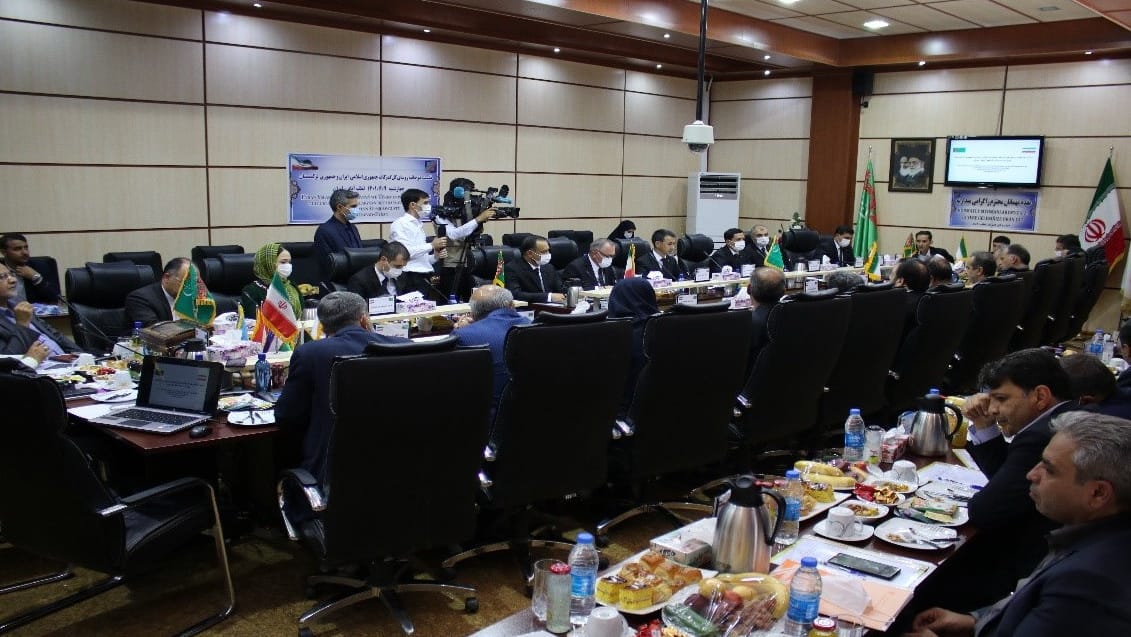 Türkmenistanyň we Eýranyň gümrük gullugynyň ýolbaşçylary umumy serhetdäki gözegçilik nokatlaryna baryp gördüler