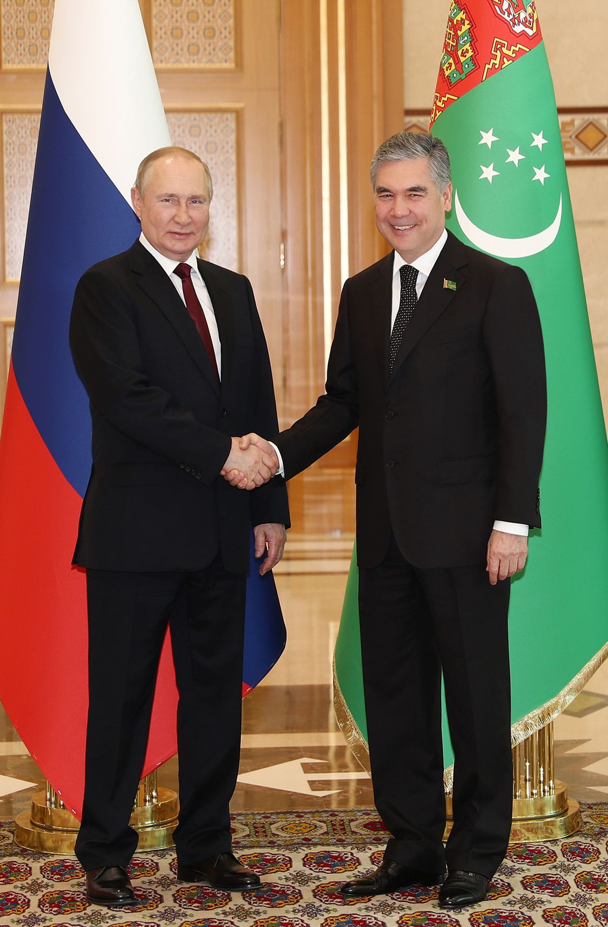 Vladimir Putin awarded Gurbanguly Berdimuhamedov with the Order of “Merit for the Fatherland”