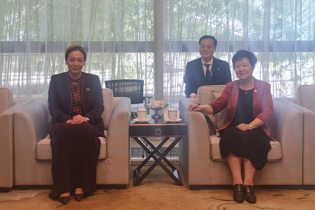 Начался рабочий визит парламентариев Туркменистана в Китай