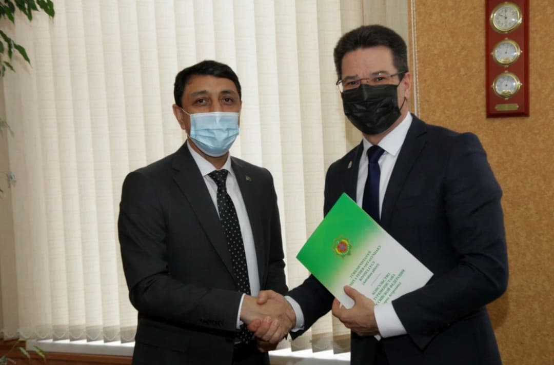 Туркменистан откроет логистический центр в Астрахани и запустит автопоромные сообщения из Туркменбаши