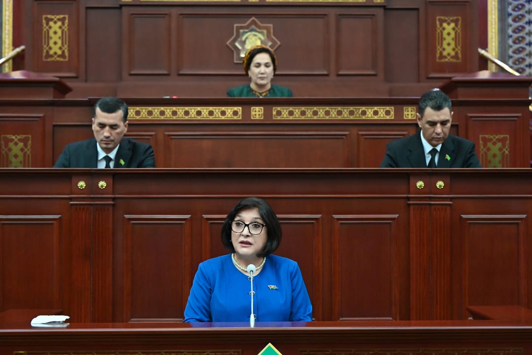 Спикер парламента Азербайджана выступила в Меджлисе Туркменистана