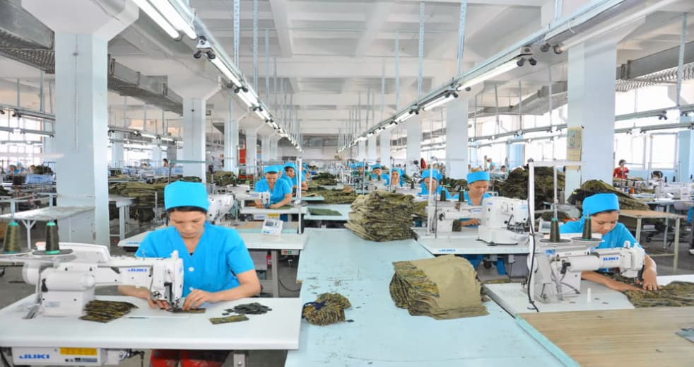 Туркменабатская швейная фабрика произвела продукции на 28 млн 795 тысяч манатов