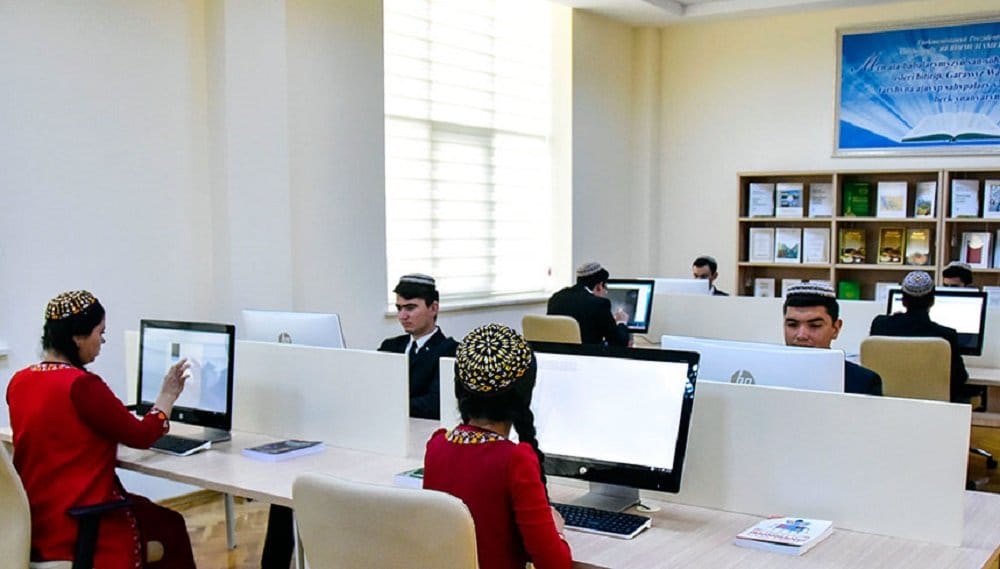 Teachers of Turkmen and Uzbek universities discussed innovations in engineering and computer graphics