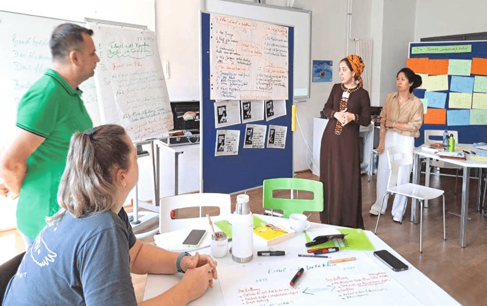Преподаватели туркменского вуза прошли языковую стажировку в Италии и Германии