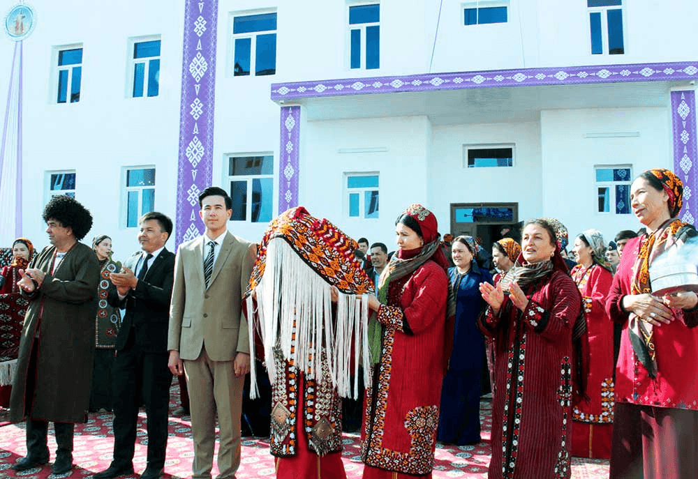 Daşoguz welaýatynda demirýolyçy maşgalalaryň jemi 64-si ýokary amatlyklary bolan täze jaýlara göçdüler