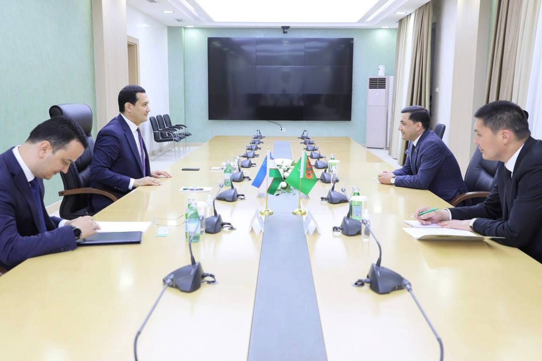 Özbegistan we Türkmenistan senagat hyzmatdaşlygyny giňeltmegiň täze ugurlaryna seredýärler