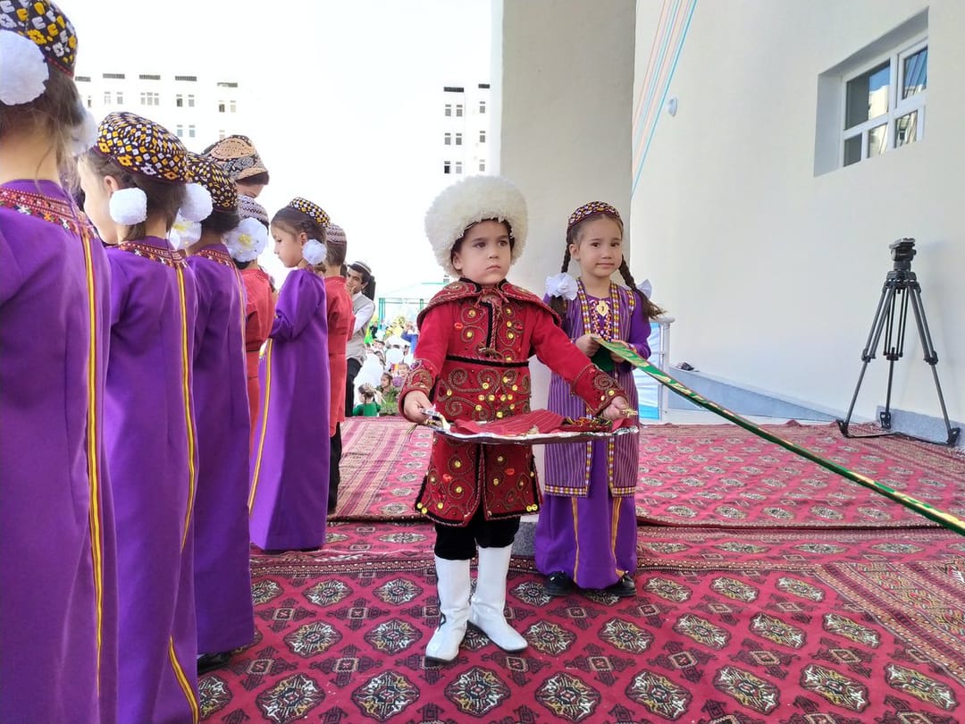 Строительство детского парка в Фарабском этрапе находится на завершающей стадии