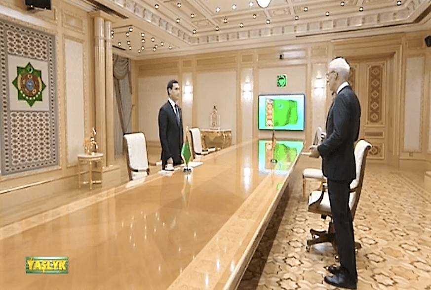 Сердар Бердымухамедов принял нового посла ФРГ в Туркменистане