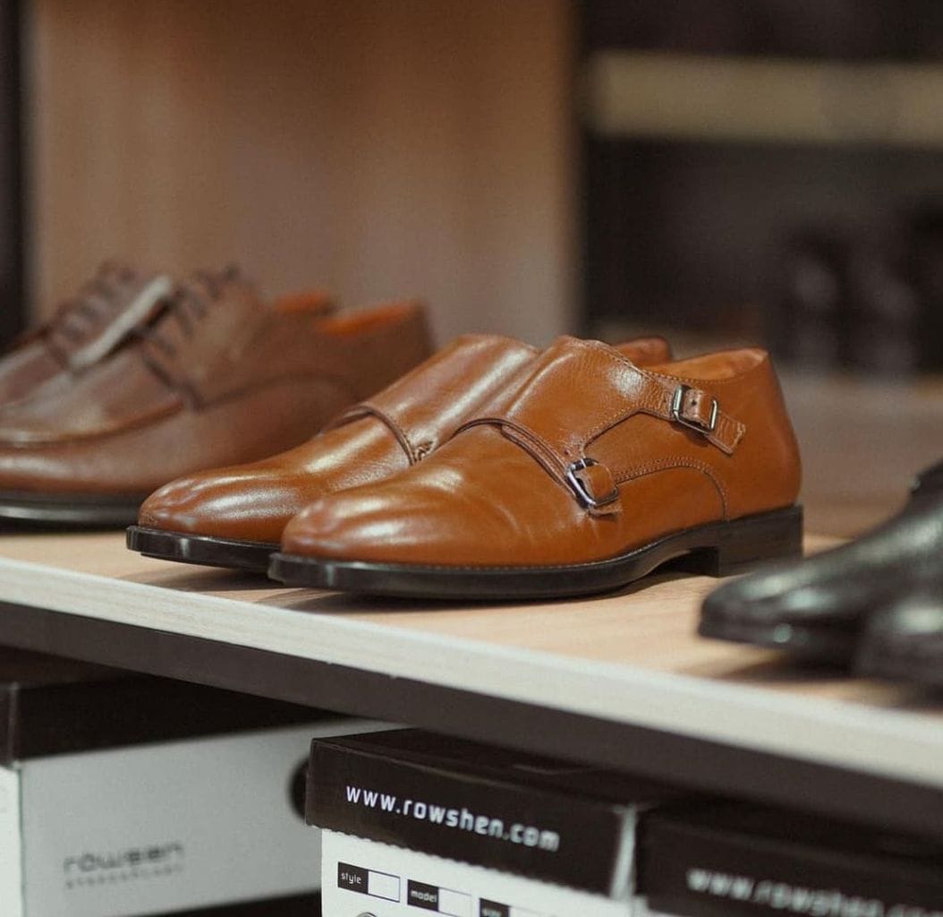 “Röwşen” hususy kärhanasy 3 aýlyk garaşykly şerti bilen harytlaryny hödürleýär