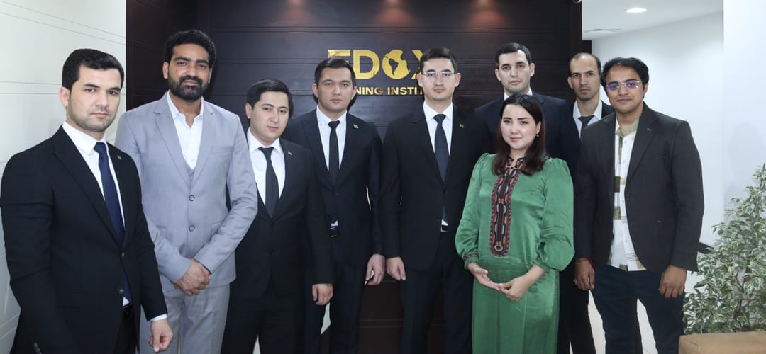 «Türkmenstandartlary» baş döwlet gullugynyň wekiliýeti Dubaýda okuw saparynda bolýar