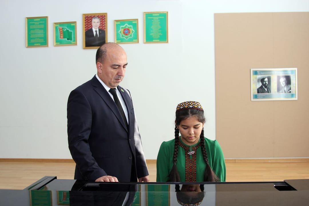 Туркменистанка Айнур Отузова стала лауреатом фестиваля-конкурса «От классики до современности»