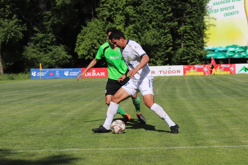 Оразсахедов оформил дубль в матче чемпионата Кыргызстана и вышел на первое место в гонке бомбардиров