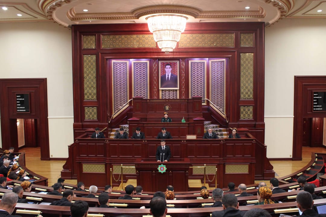 Меджлис Туркменистана принял новую редакцию Гражданского кодекса и закон о Едином реестре избирателей