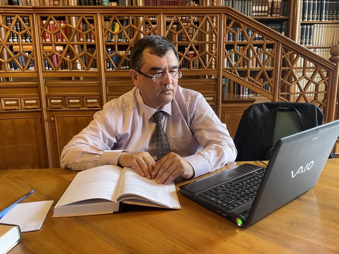 Туркменские учёные уверены – 2024 год принесёт новые открытия в изучении наследия Махтумкули Фраги