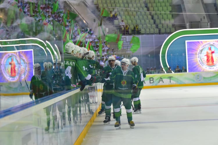 Hokkeý boýunça halkara ýaryş: Atekäýew ― iň gowusy