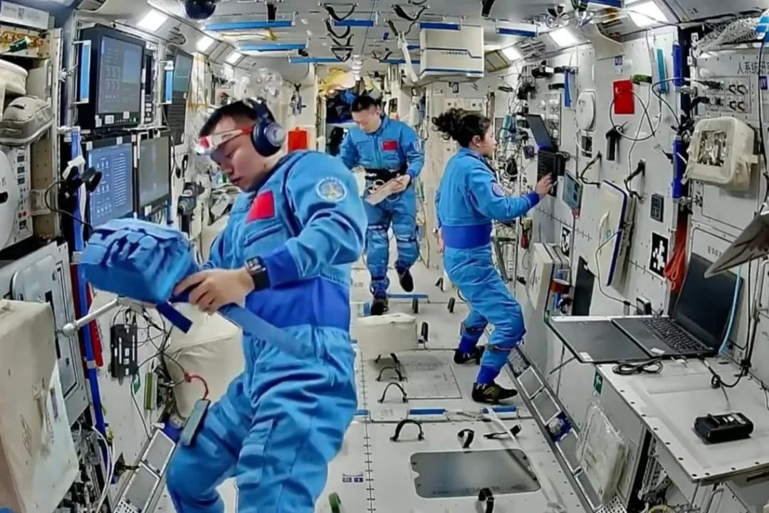 Hytaýda älemde ulanmak üçin kir ýuwujy enjam döretdiler