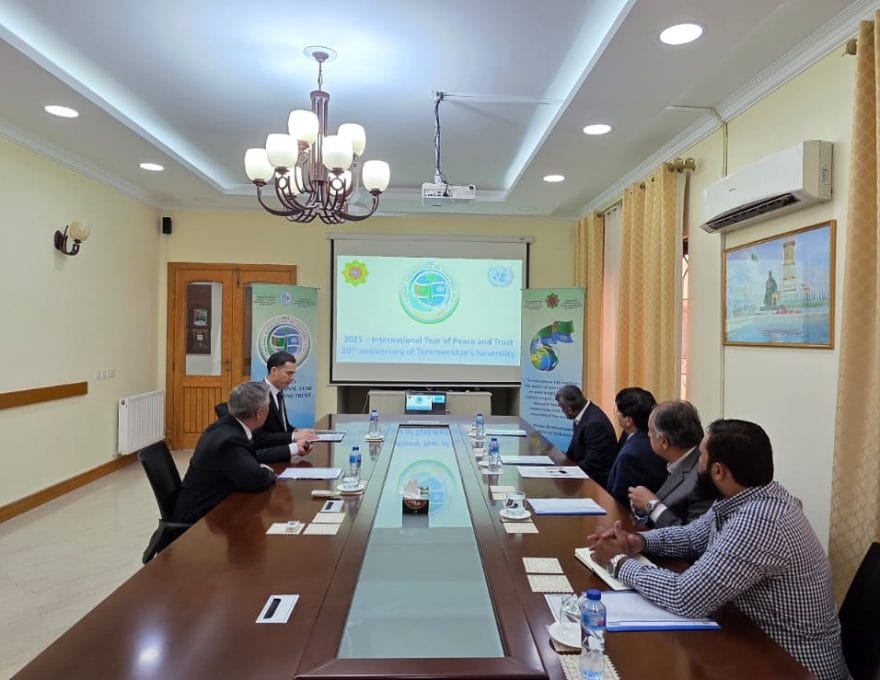 В посольстве Туркменистана состоялась встреча с генсеком Торгово-промышленной палаты Лахора