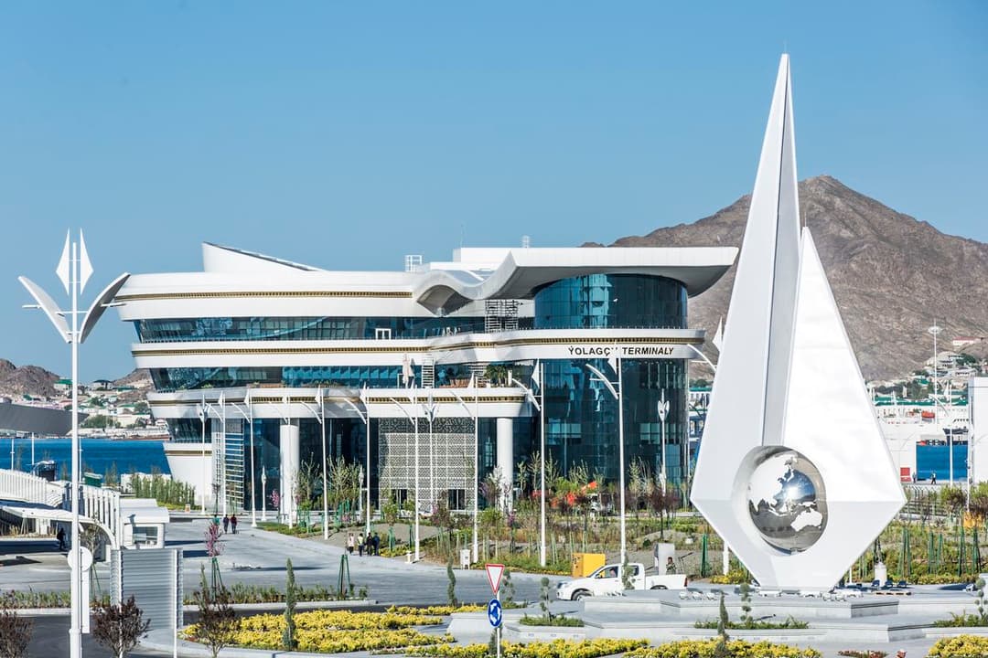 Туркменистан и Италия обсудили сотрудничество между морскими портами