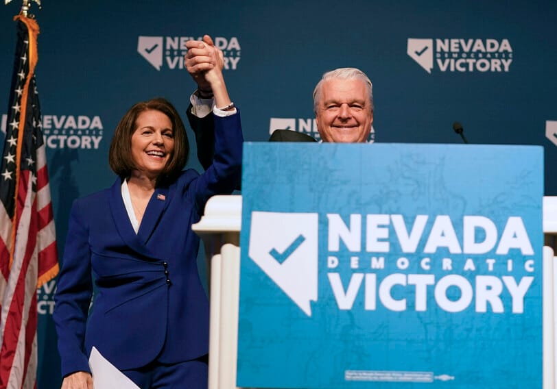 Newadadaky ýeňiş demokratlara Senata gözegçilik etmäge mümkinçilik berdi