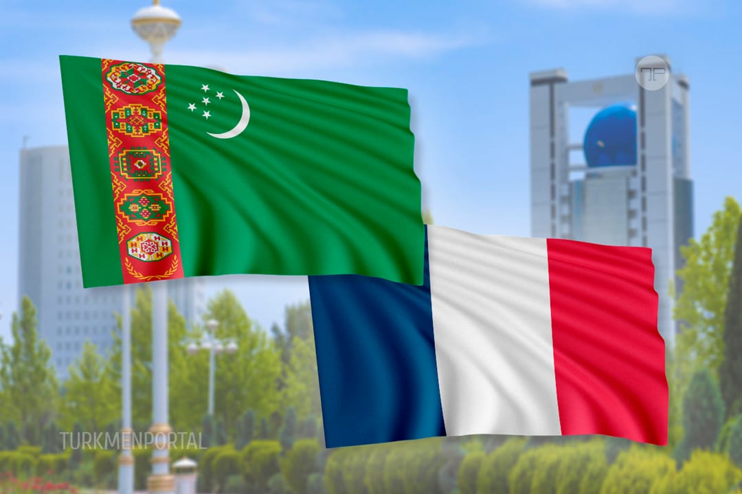 The head of Turkmenistan congratulated the President of France on Bastille Day