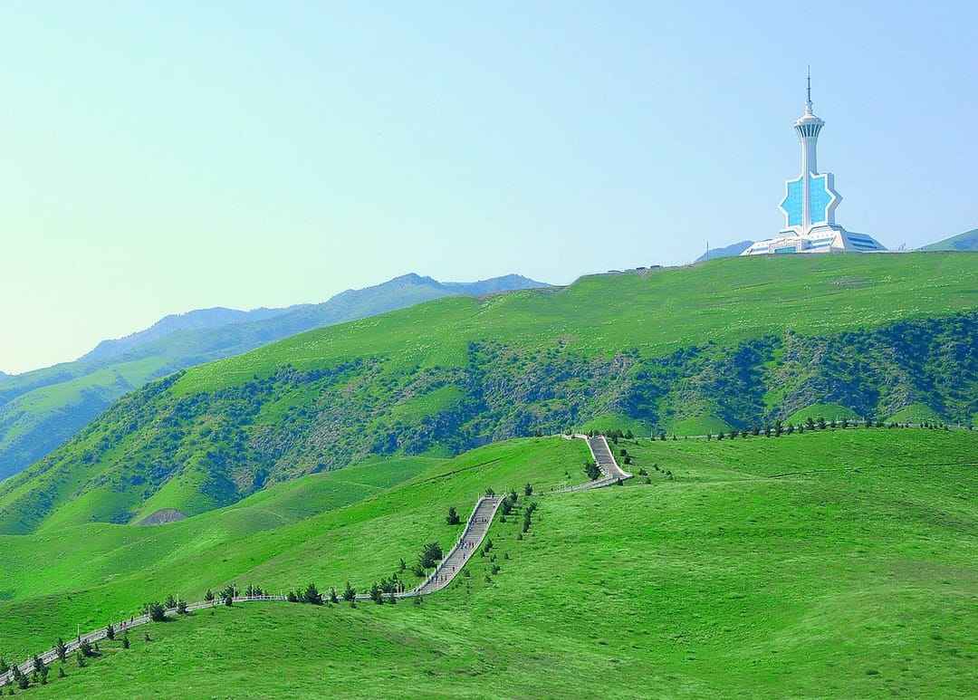 Telewideniýe, radiogepleşikler we kinematografiýa baradaky döwlet komitetiniň hünär-tehniki okuw mekdebi okuwa çagyrýar