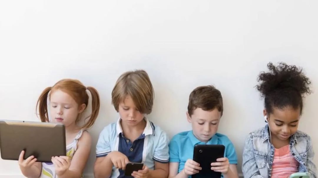 Эксперты считают, что поколение Z рискует стать интернет-зависимыми