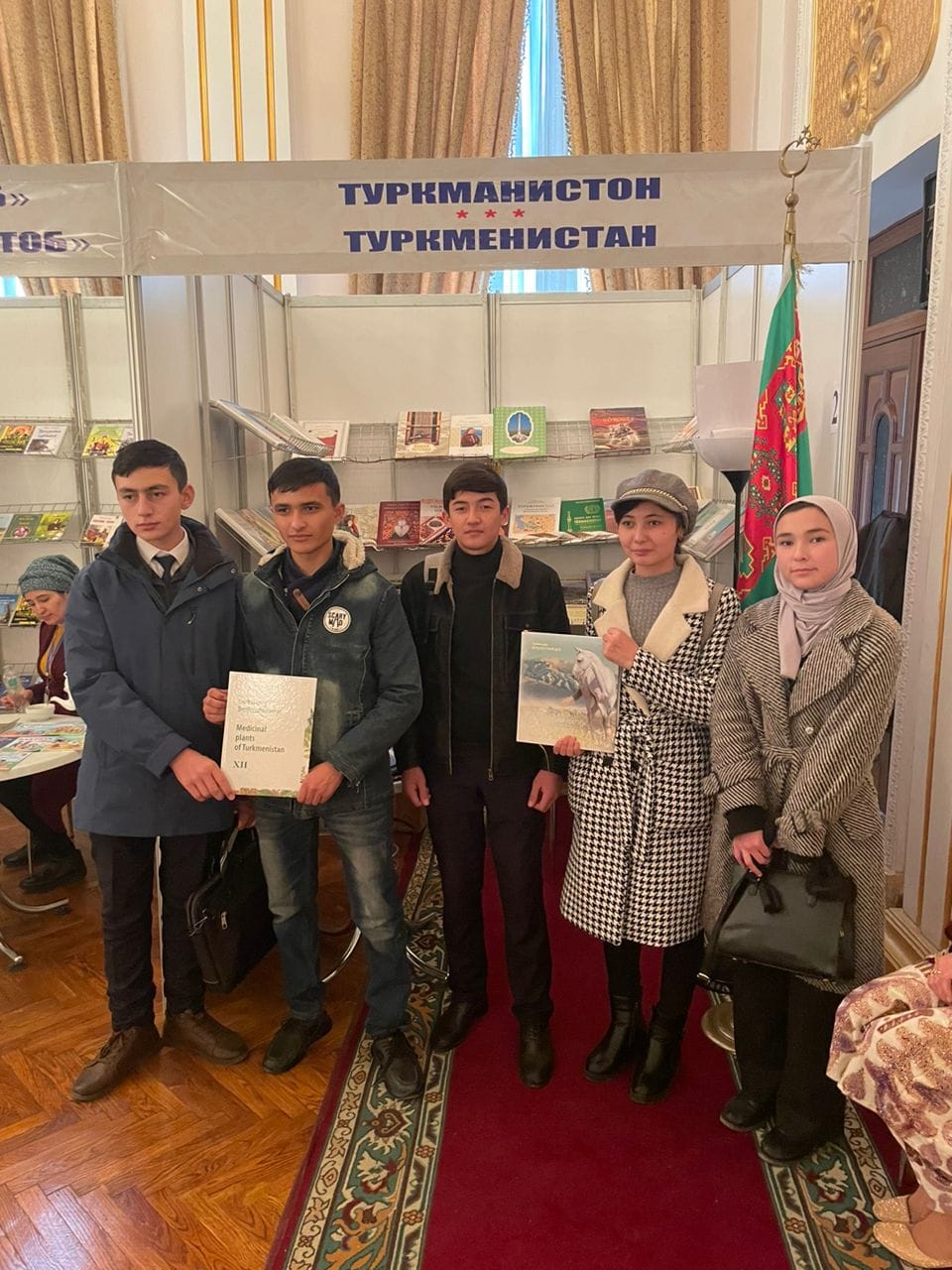 Туркменский стенд был представлен на Международной книжной выставке в Душанбе