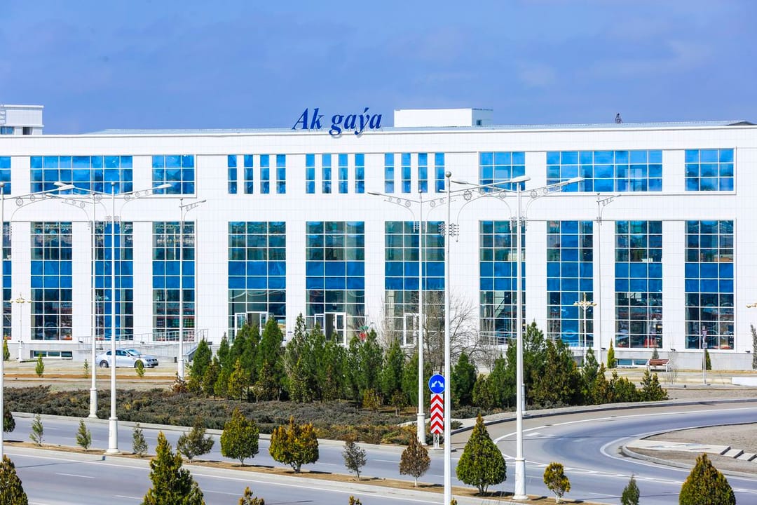 Aşgabatda nireden kiçi we uly göwrümli hojalyk tehnikalary tapyp bolýar