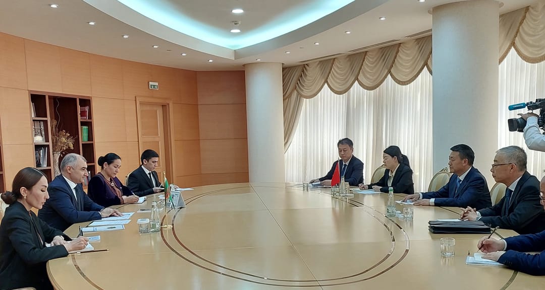 В МИД Туркменистана прошли переговоры с делегацией из Ганьсу