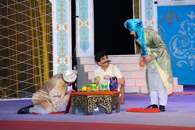 Труппы ашхабадских драматических театров находятся с гастролями в Туркменабате