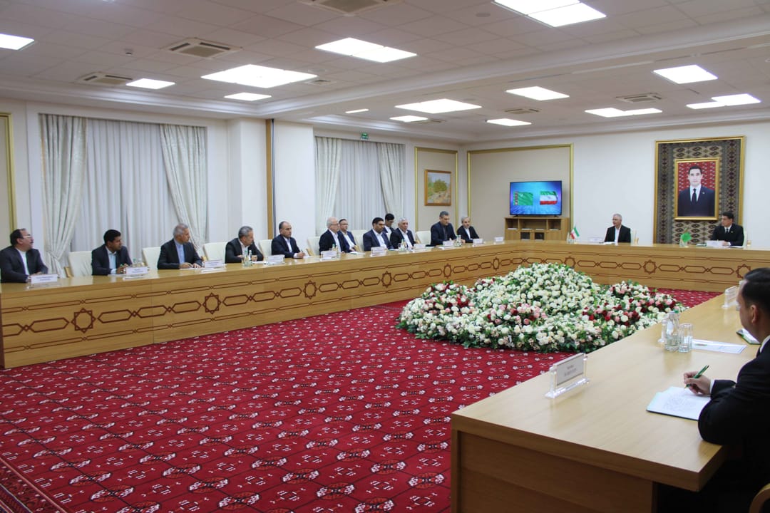 Председатель Меджлиса Туркменистана провела встречу с иранской парламентской делегацией
