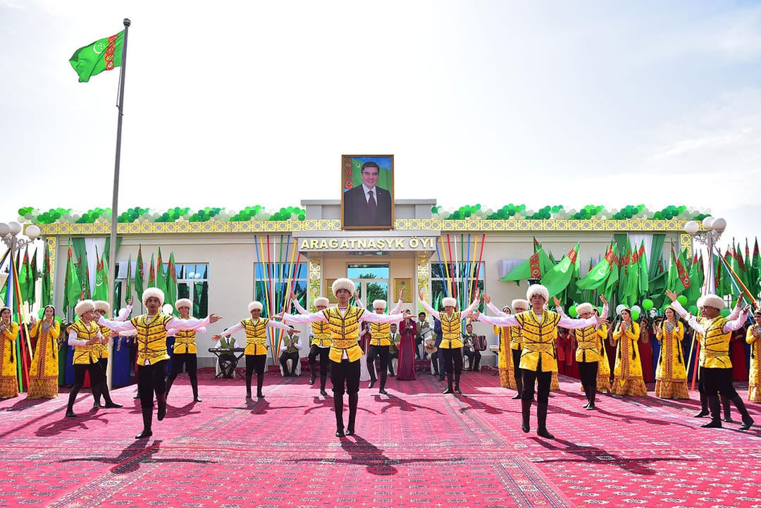 В Туркменистане выбрали лучший этрап 2021 года, который получит $1 млн