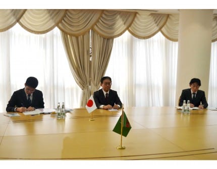 Глава МИД Туркменистана принял вновь назначенного Посла Японии Хироюки Ямамото