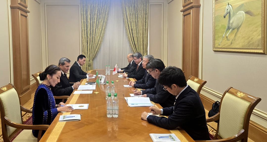 Рашид Мередов обсудил с представителем JBIC развитие туркмено-японского сотрудничества
