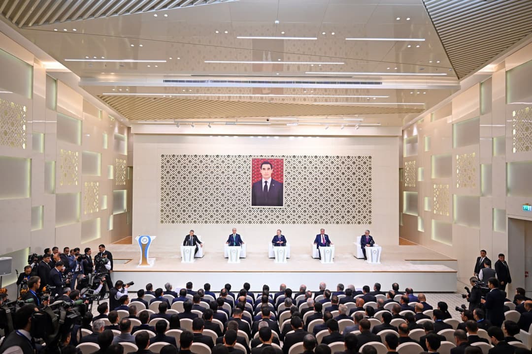 Awazada Merkezi Aziýanyň döwlet Baştutanlarynyň 7-nji konsultatiw duşuşygyna taýýarlyk maslahatlaşyldy