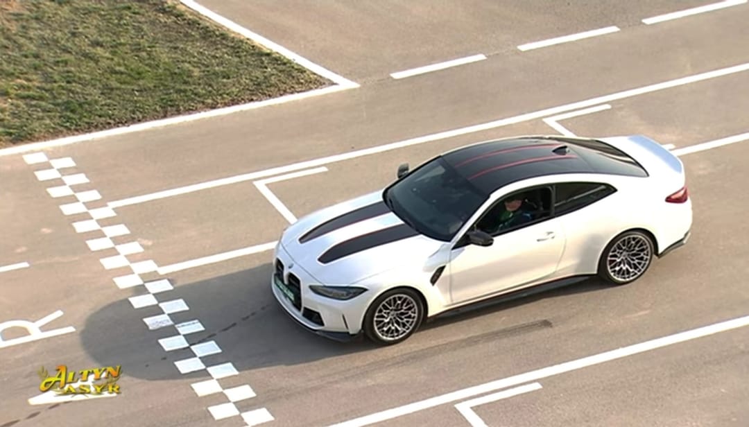 Gurbanguly Berdimuhamedow täze sport ulaglaryny synagdan geçirdi