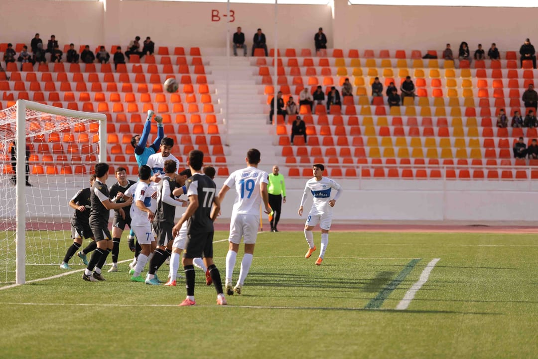 «Аркадаг» разгромил «Небитчи» в первом полуфинальном матче Кубка Туркменистана