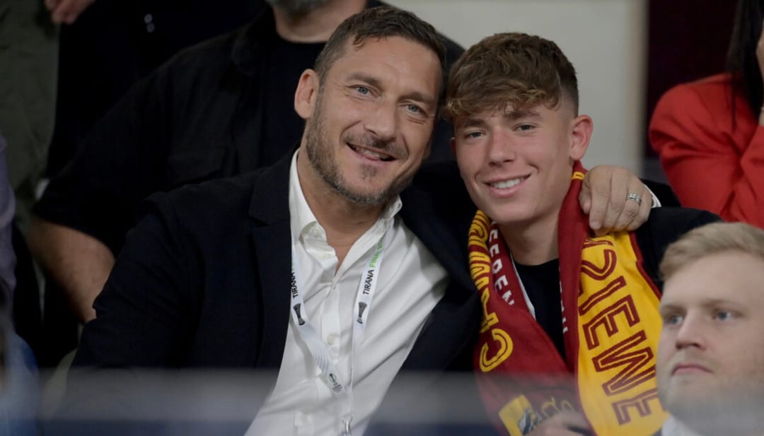 Сын Франческо Тотти завершил футбольную карьеру в 19 лет