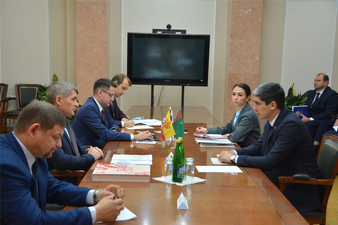 Генконсул Туркменистана и глава Чувашии обсудили перспективы сотрудничества