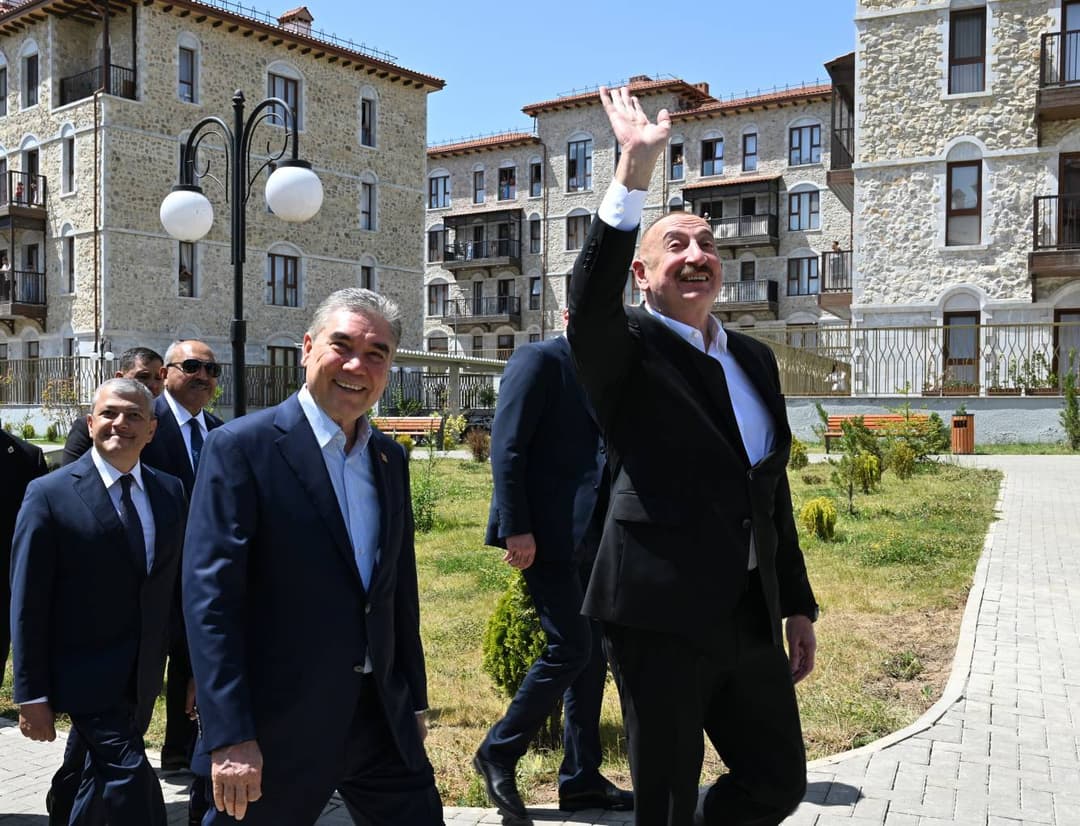 Gurbanguly Berdimuhamedov visited a residential complex under construction in Shusha