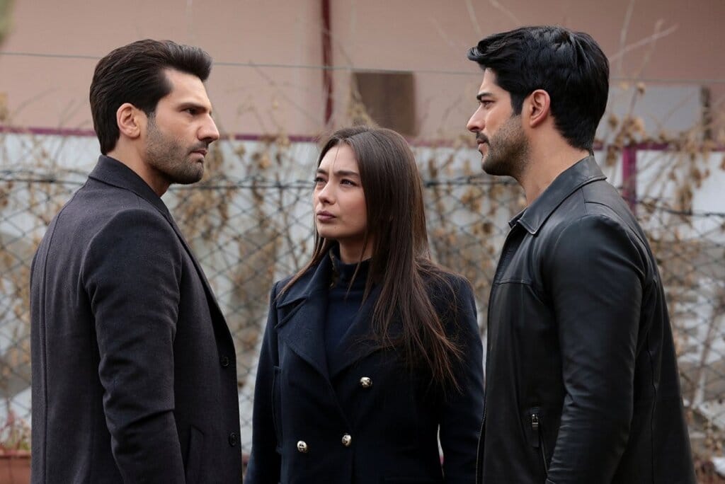 Aşgabatda ýene-de meşhur türk teleserialynyň sazy ýerine ýetiriler