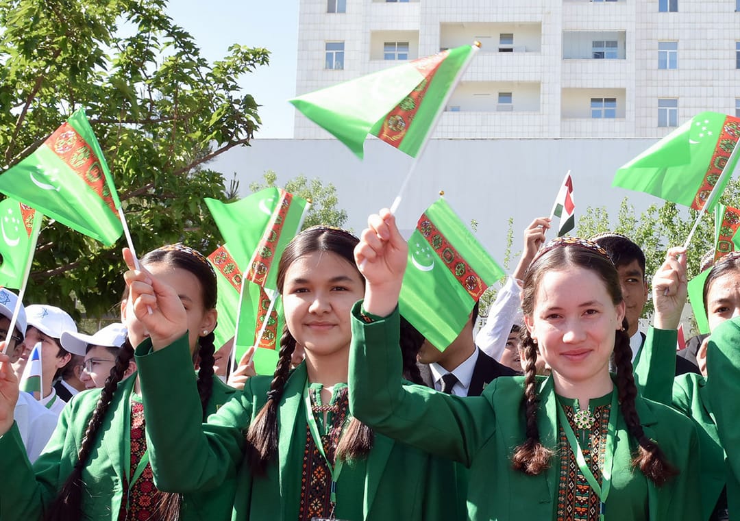 В Туркменистане с 12 мая стартует прием документов на обучение в вузах Китая