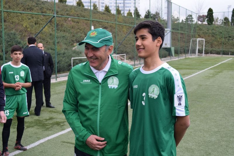 Gurban Berdiýew 70 ýaşyny tegeledi