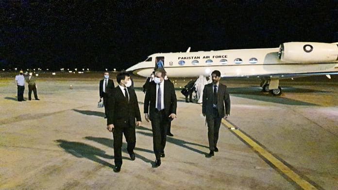 Глава МИД Пакистана прибыл в Туркменистан для обсуждения ситуации в Афганистане