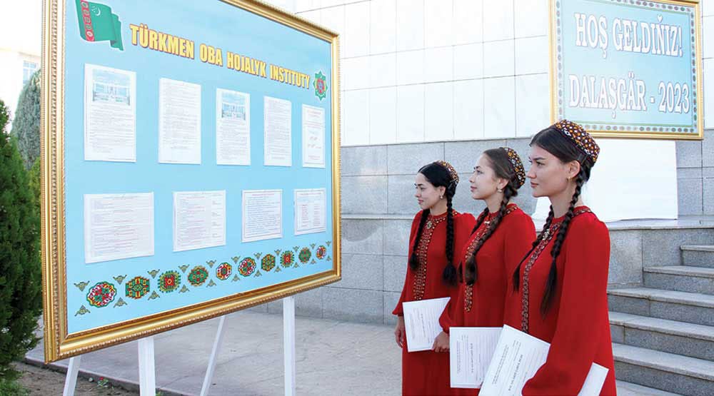 Applicants of Turkmenistan are preparing for entrance exams