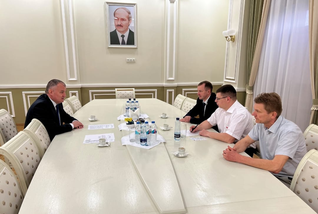 Посол Беларуси Бескостый встретился в Ашхабаде с делегацией ОАО «Минский автомобильный завод»